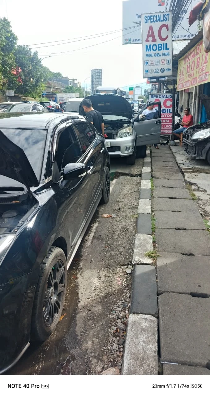 Service AC mobil di bengkel kami